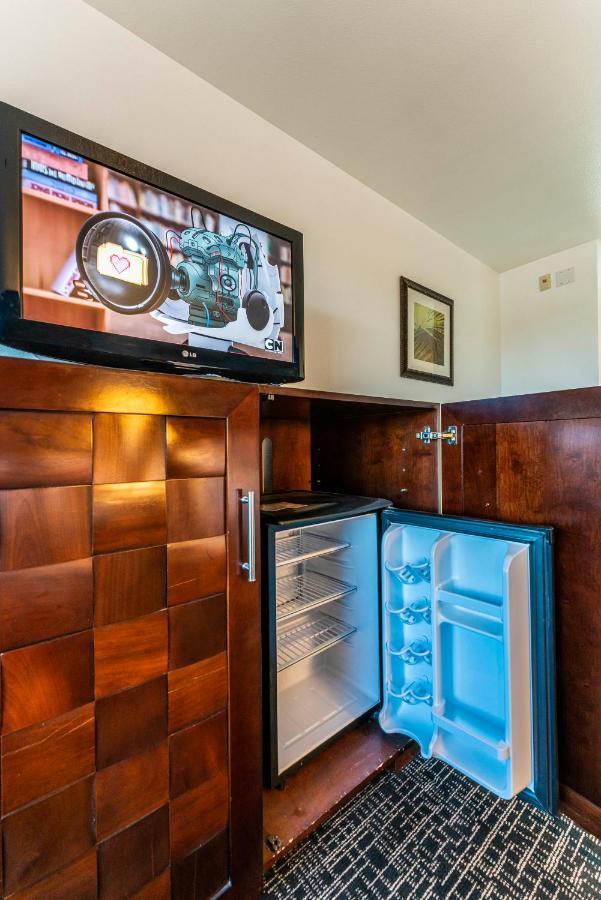 Metro Tempe Apartments Studio W Two King Beds Экстерьер фото